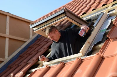 Pose de fenêtres de toit Velux au Thoult-Trosnay